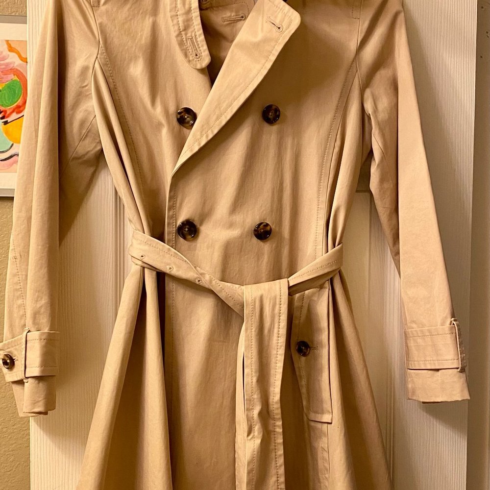 Trench Coat,  Banana Republic Brand, Khaki color, Medium Petite
